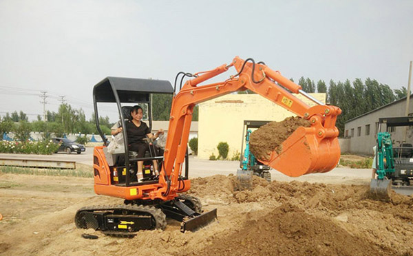 小型挖掘机价格
